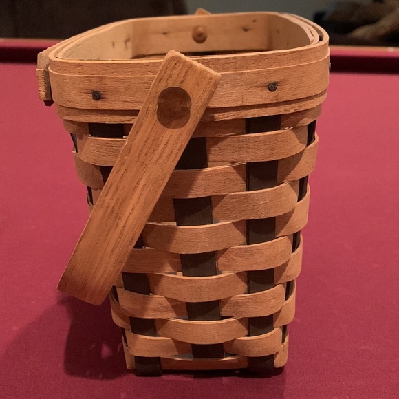 Longaberger Basket And Protector From 1988 - Picture 2 of 11